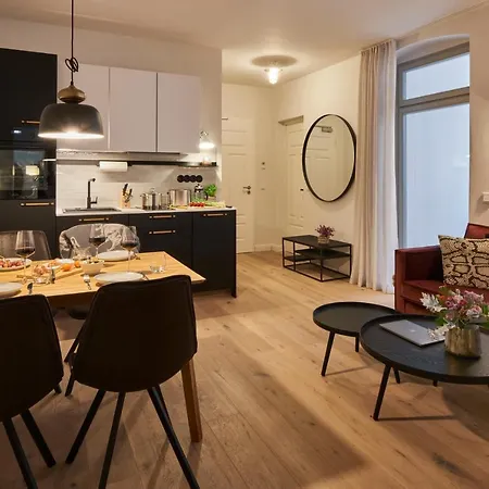 Via's Und * Görlitz