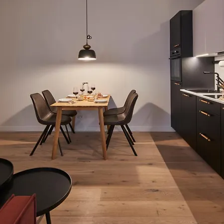 Apartment Via's Und