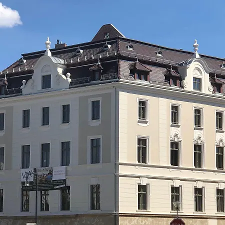 Apartment Via's Und