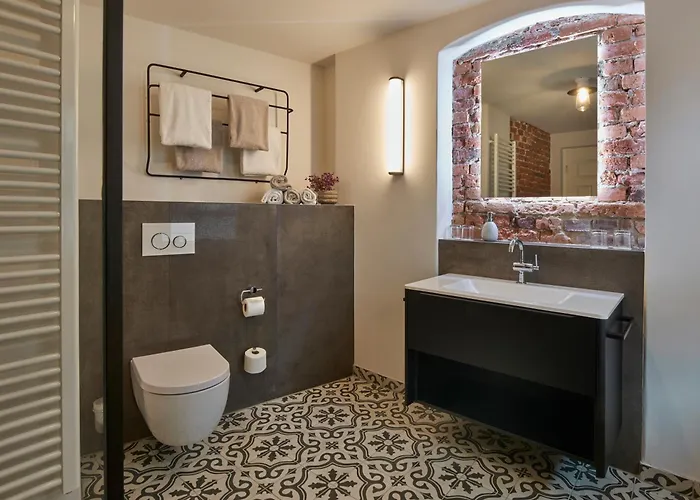 Via`s Und * Görlitz