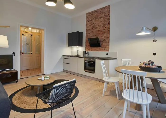 Via`s Und Apartment *